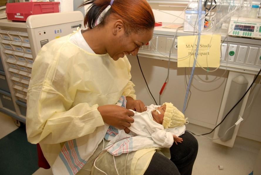 massage mom in nicu liZhup